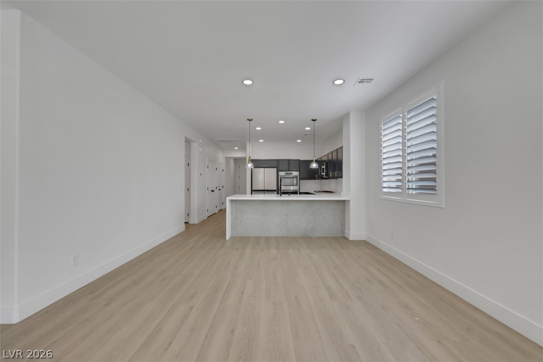 7035 Thistle Ridge Street Las Vegas NV 89166