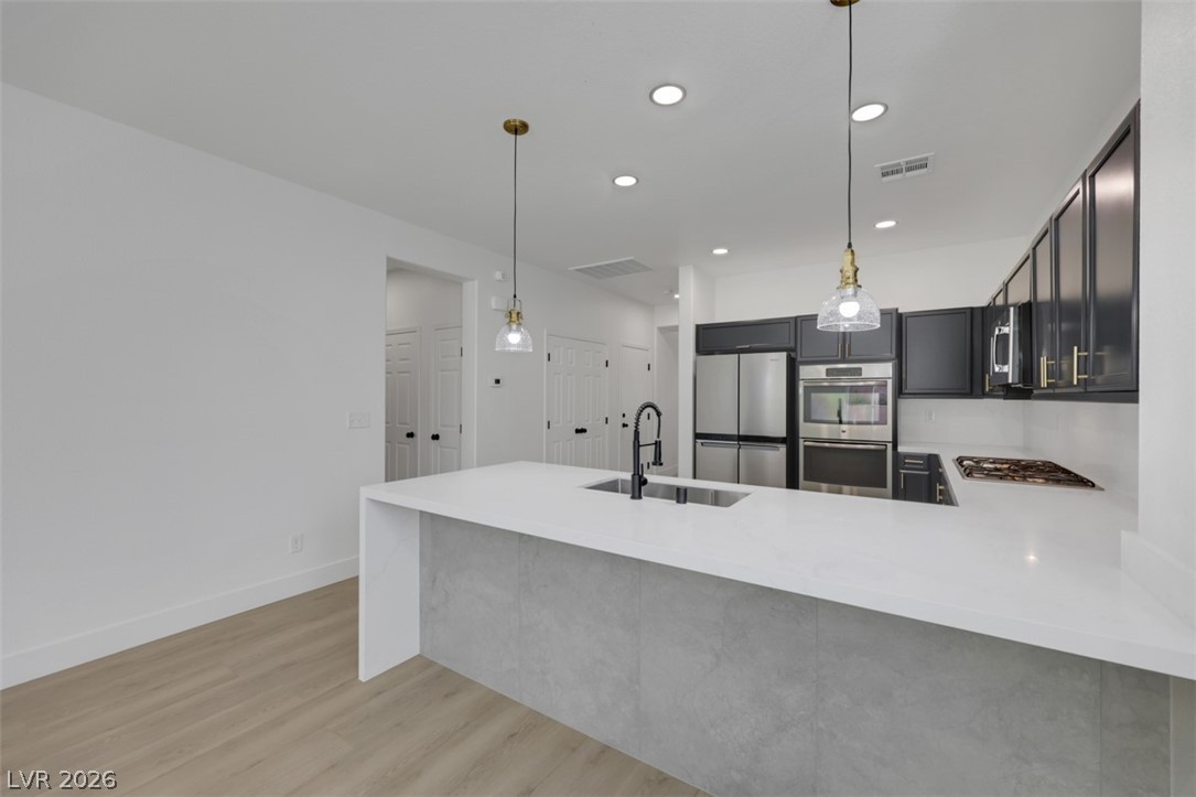 7035 Thistle Ridge Street Las Vegas NV 89166