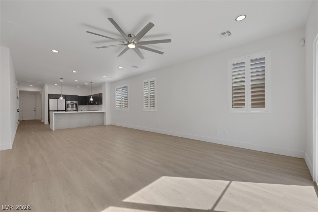 7035 Thistle Ridge Street Las Vegas NV 89166