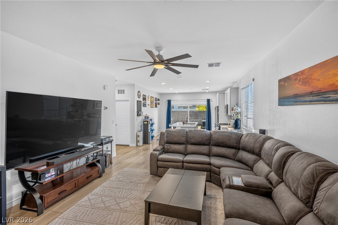 9649 Peggy Publow Avenue Las Vegas NV 89143