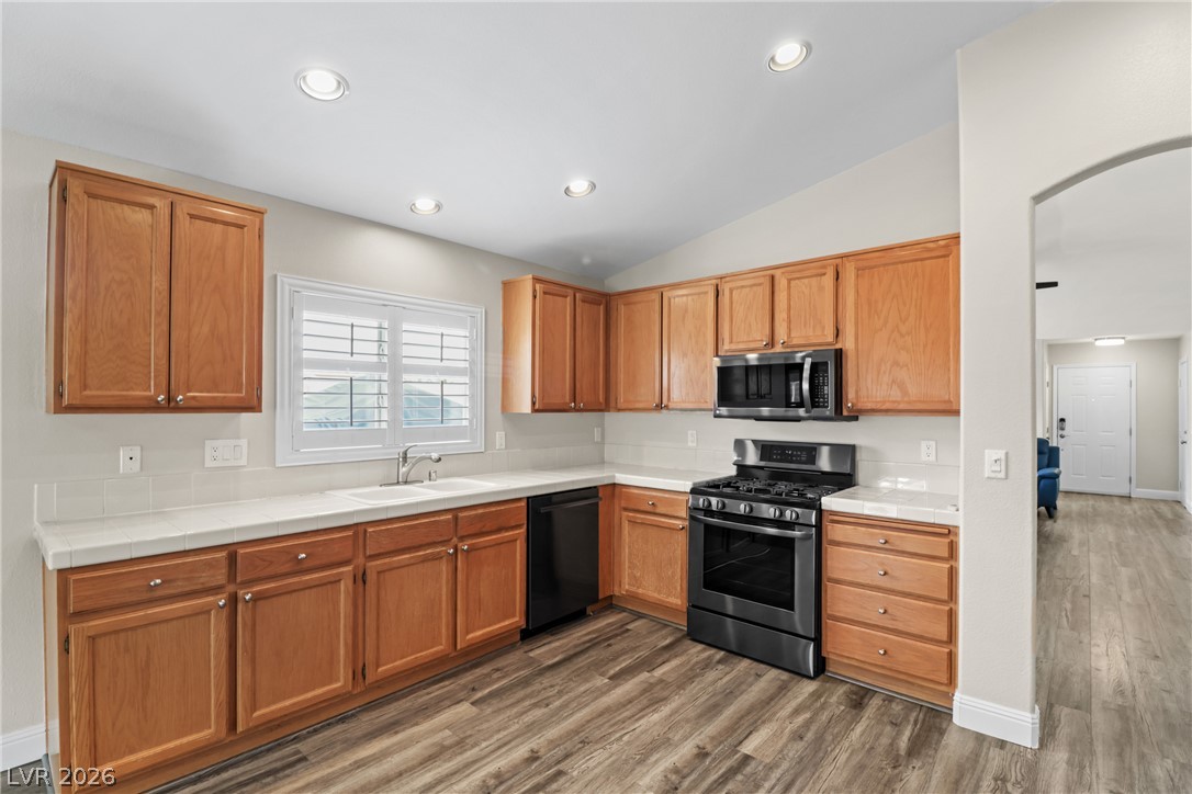 9166 Riding Heights Avenue Las Vegas NV 89147