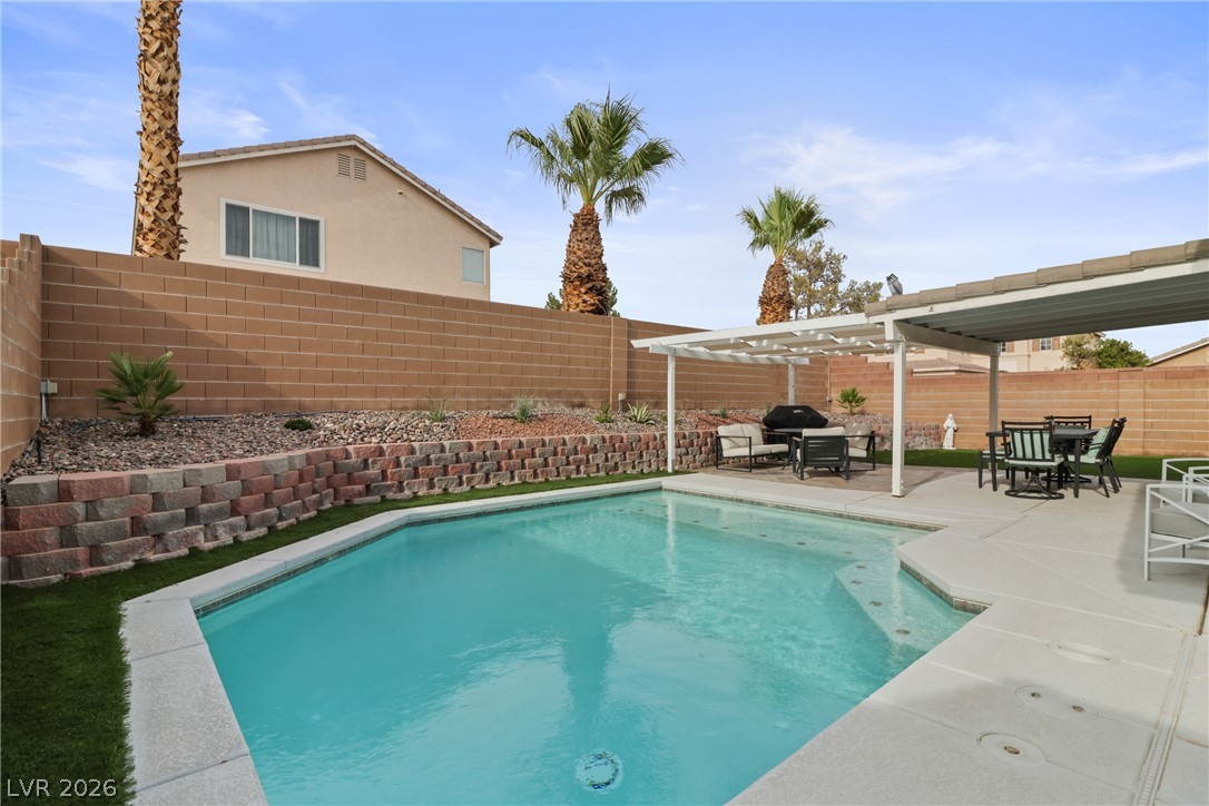 9166 Riding Heights Avenue Las Vegas NV 89147