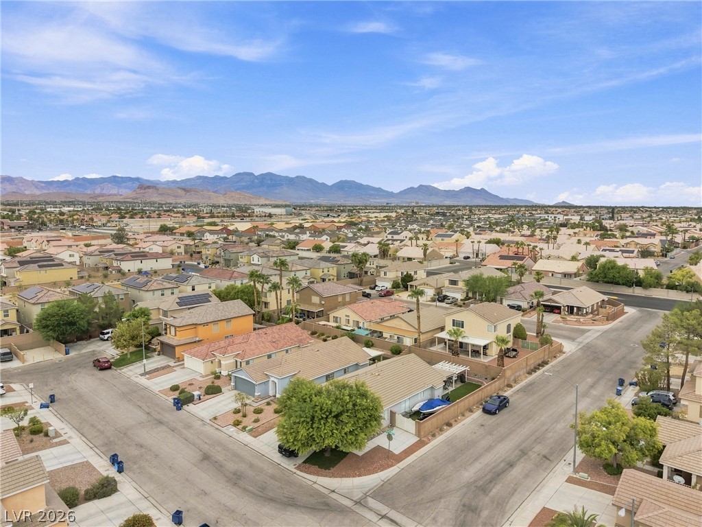 9166 Riding Heights Avenue Las Vegas NV 89147
