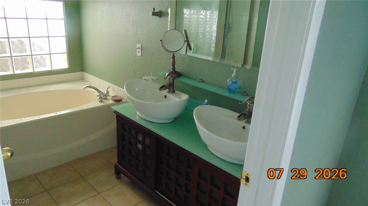 10071 Tanner Rapids Court Las Vegas NV 89148