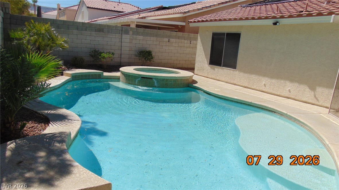 10071 Tanner Rapids Court Las Vegas NV 89148