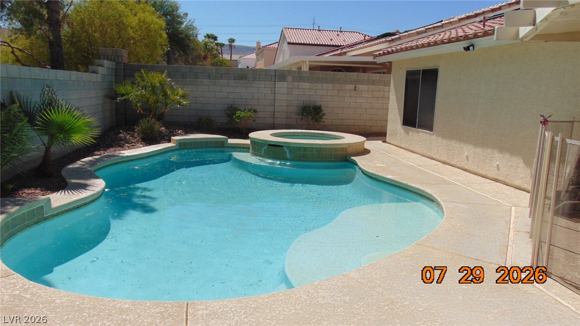 10071 Tanner Rapids Court Las Vegas NV 89148