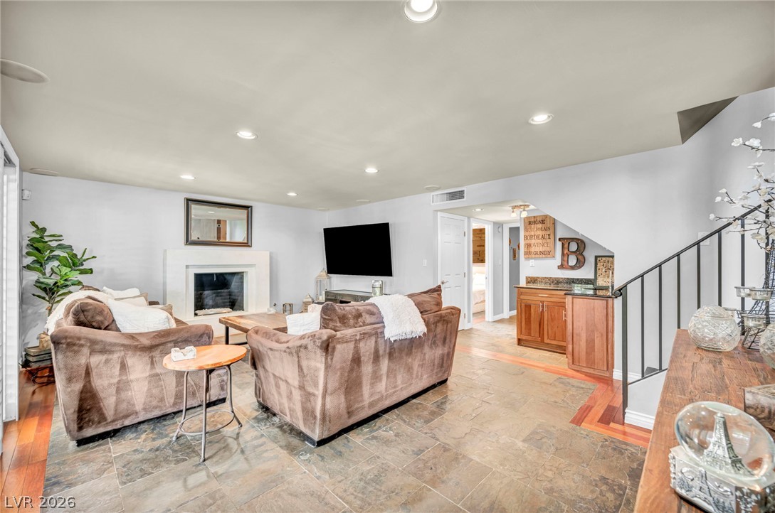 8701 Isola Drive Las Vegas NV 89117