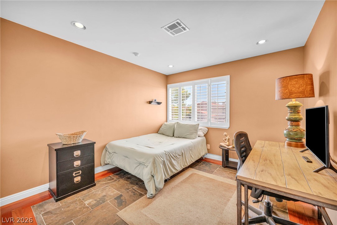 8701 Isola Drive Las Vegas NV 89117