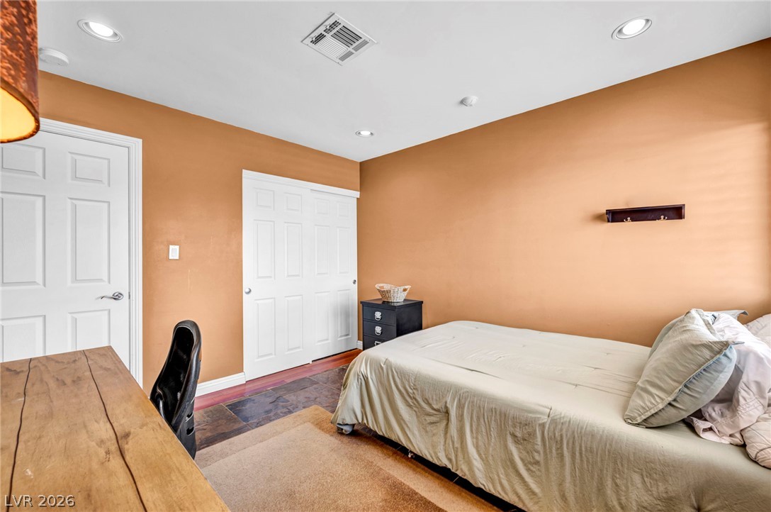 8701 Isola Drive Las Vegas NV 89117