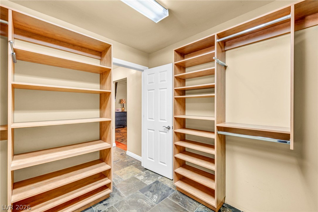 8701 Isola Drive Las Vegas NV 89117