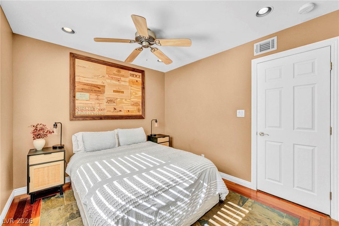 8701 Isola Drive Las Vegas NV 89117