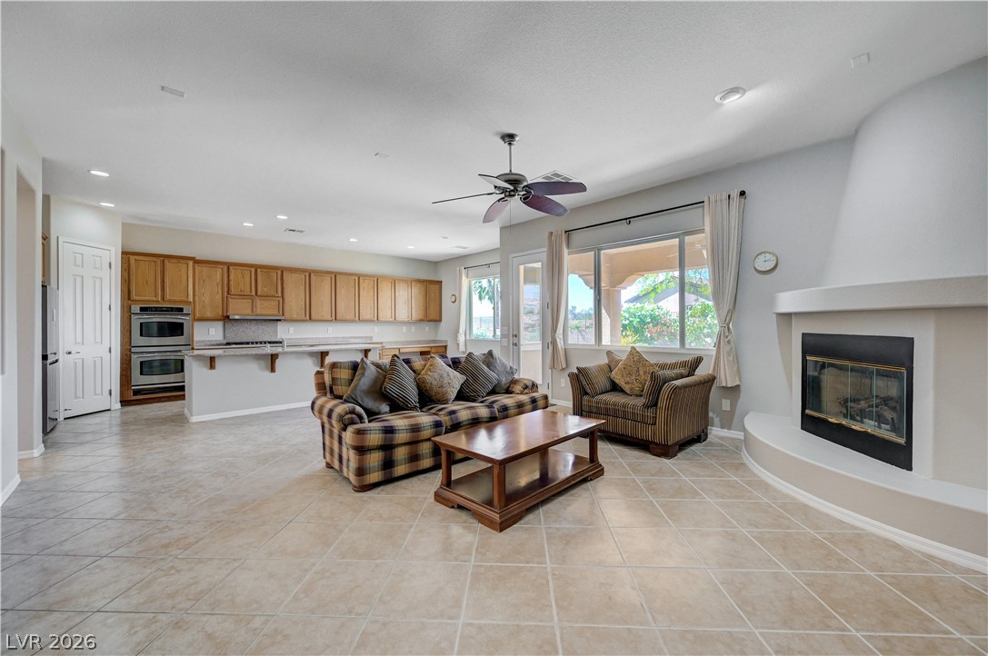 2764 Leys Burnett Avenue Henderson NV 89044