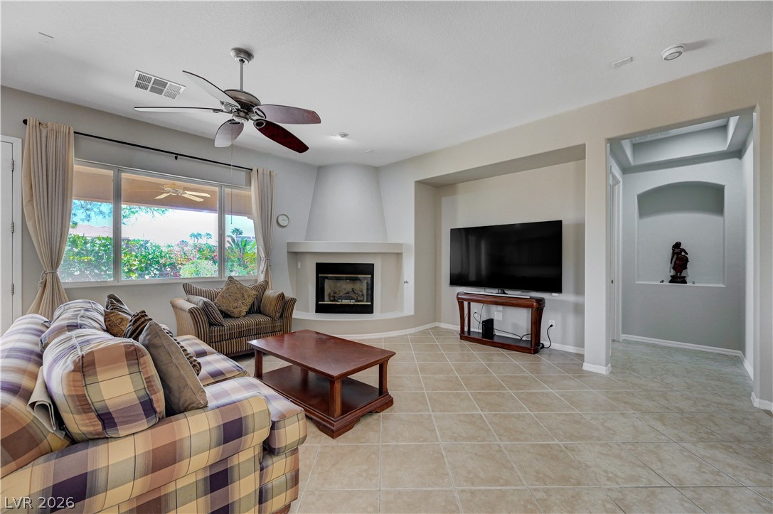 2764 Leys Burnett Avenue Henderson NV 89044