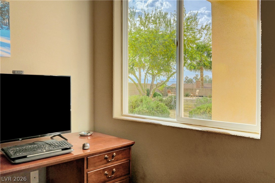 2764 Leys Burnett Avenue Henderson NV 89044