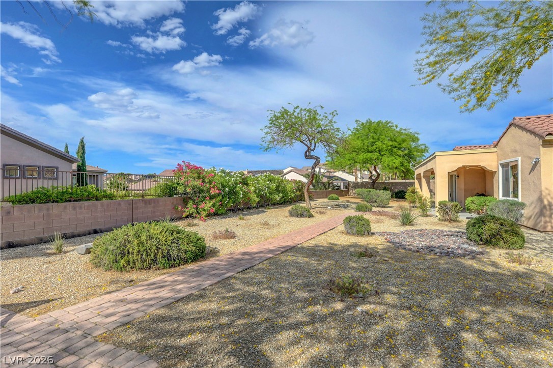 2764 Leys Burnett Avenue Henderson NV 89044