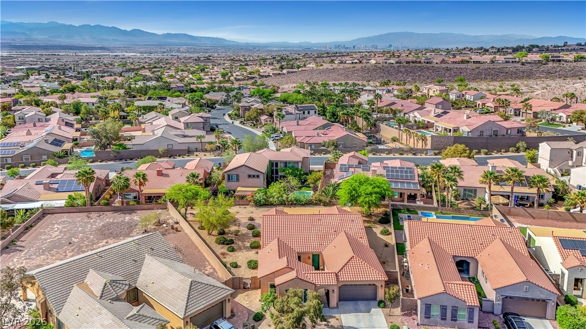 2764 Leys Burnett Avenue Henderson NV 89044