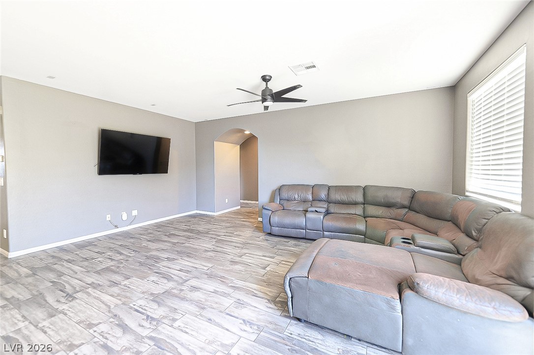 6863 Upland Heights Avenue Las Vegas NV 89142