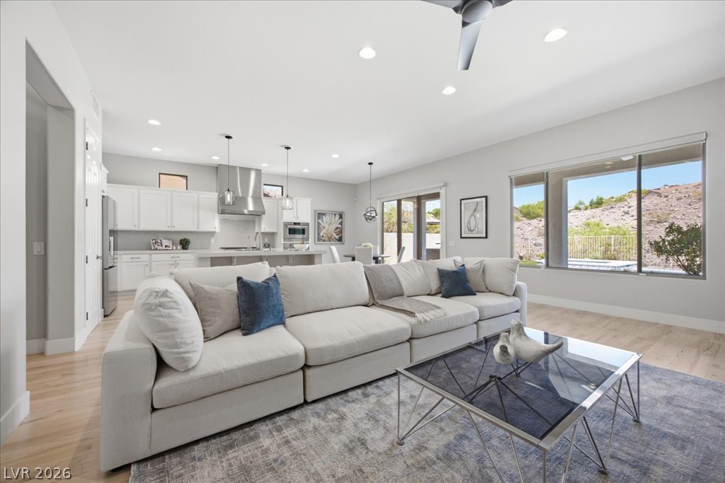11 Morninglow Pass Henderson NV 89052