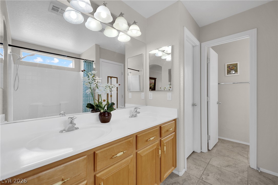 6742 Frances Celia Avenue Las Vegas NV 89122