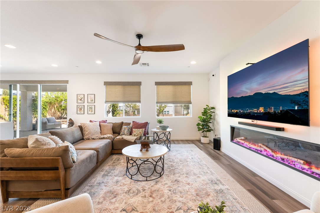10332 Thurso Avenue Las Vegas NV 89166
