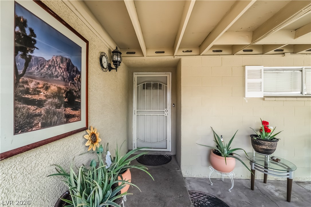 5102 Billman Avenue Las Vegas NV 89122
