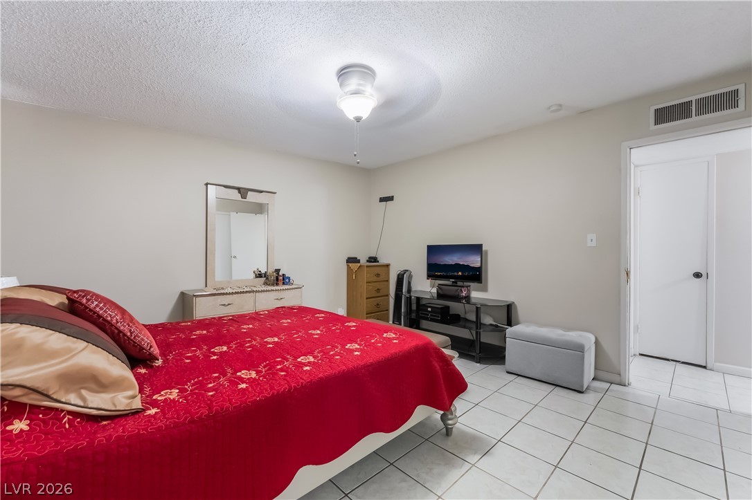 5102 Billman Avenue Las Vegas NV 89122