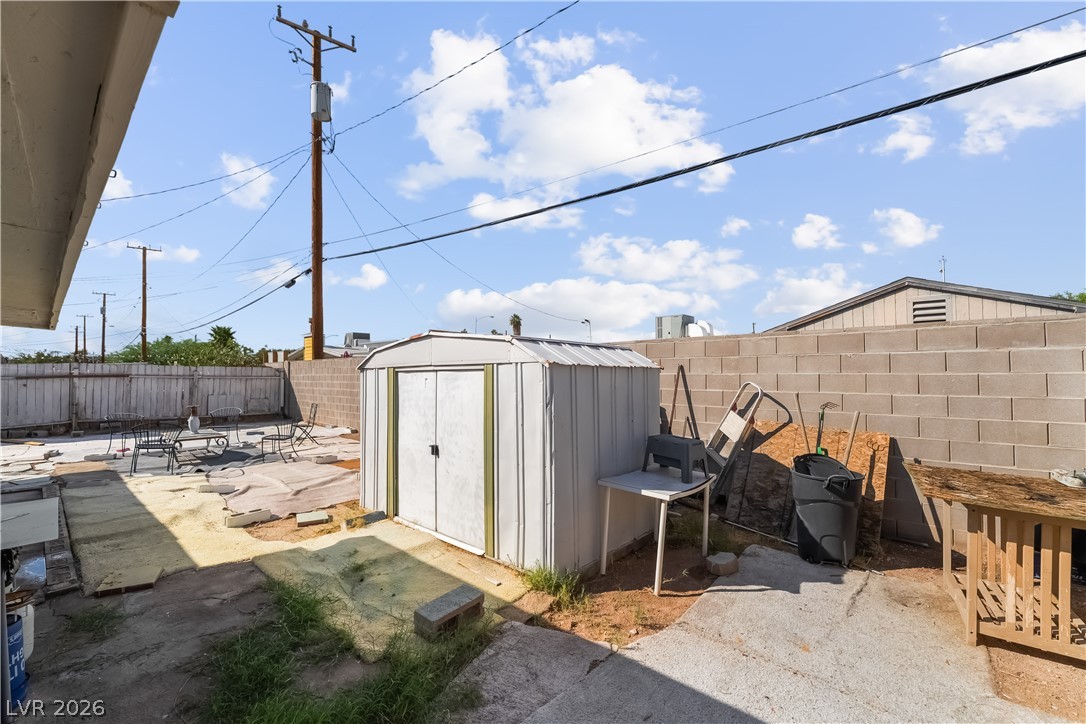 5102 Billman Avenue Las Vegas NV 89122