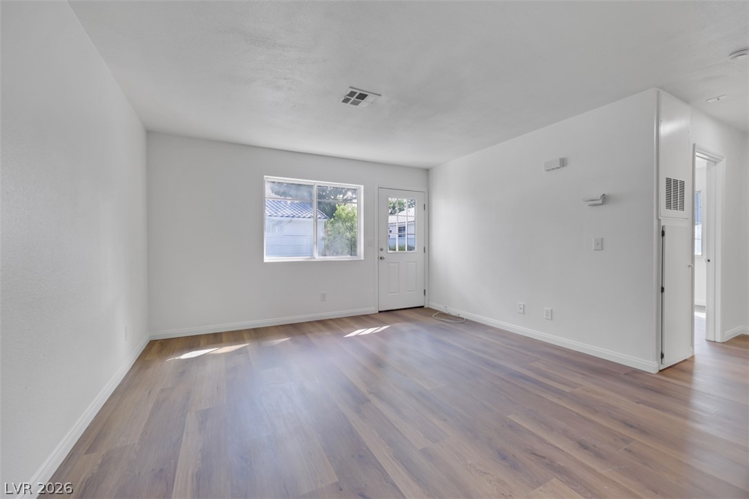 2137 Petersham Court C Las Vegas NV 89108