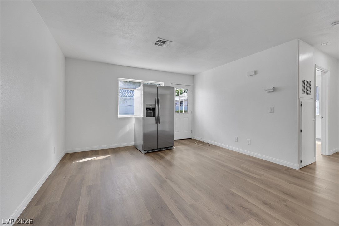 2137 Petersham Court C Las Vegas NV 89108