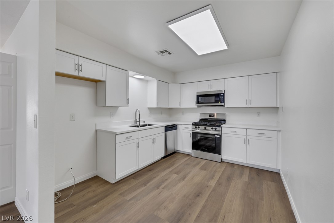 2137 Petersham Court C Las Vegas NV 89108