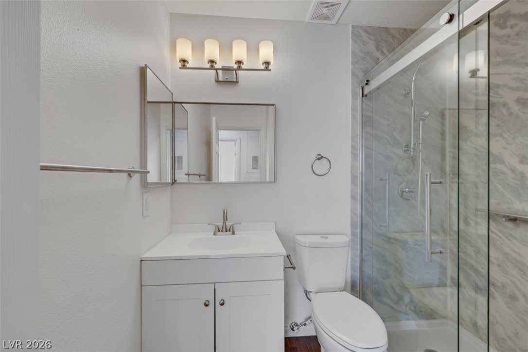 2137 Petersham Court C Las Vegas NV 89108
