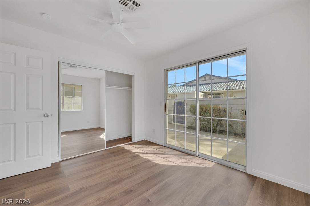 2137 Petersham Court C Las Vegas NV 89108