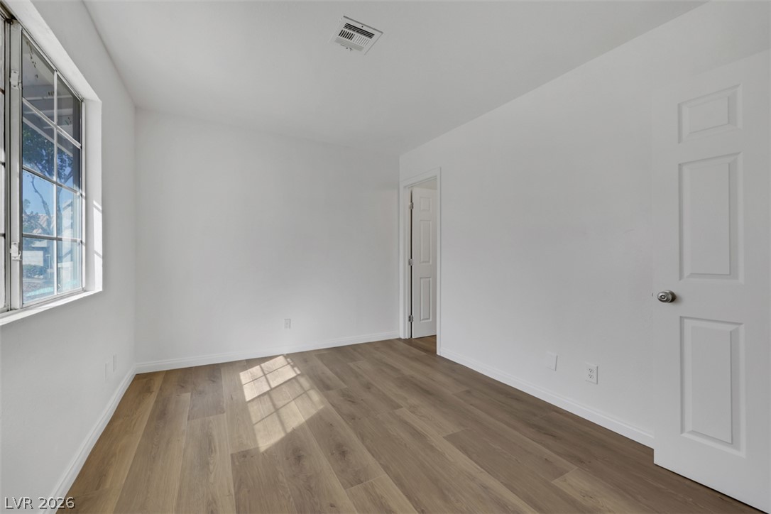 2137 Petersham Court C Las Vegas NV 89108