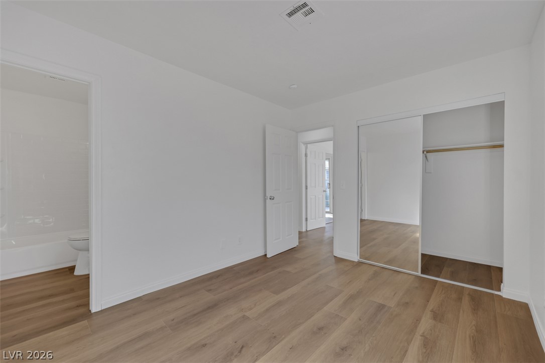 2137 Petersham Court C Las Vegas NV 89108