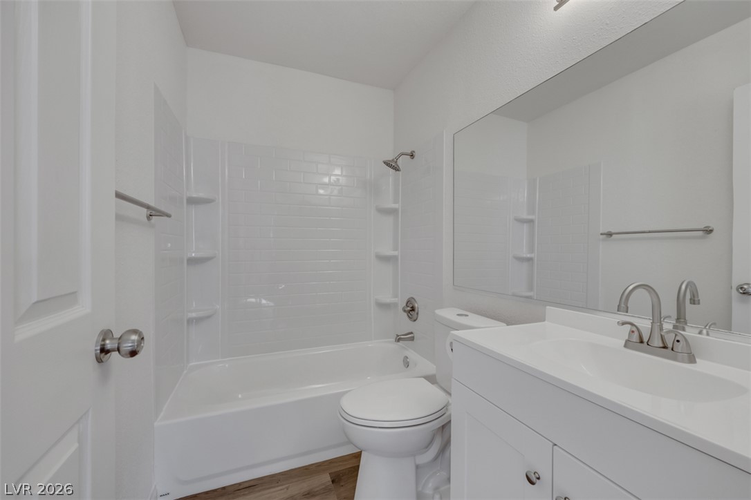 2137 Petersham Court C Las Vegas NV 89108
