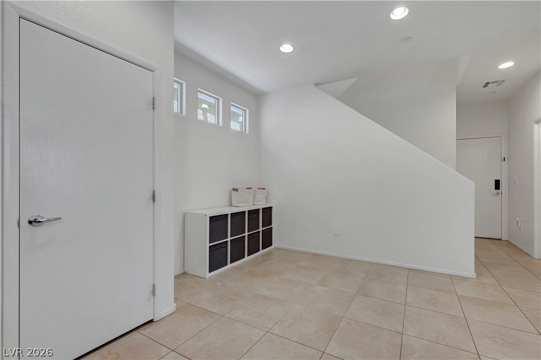 6169 Scarlet Leaf Street Las Vegas NV 89148