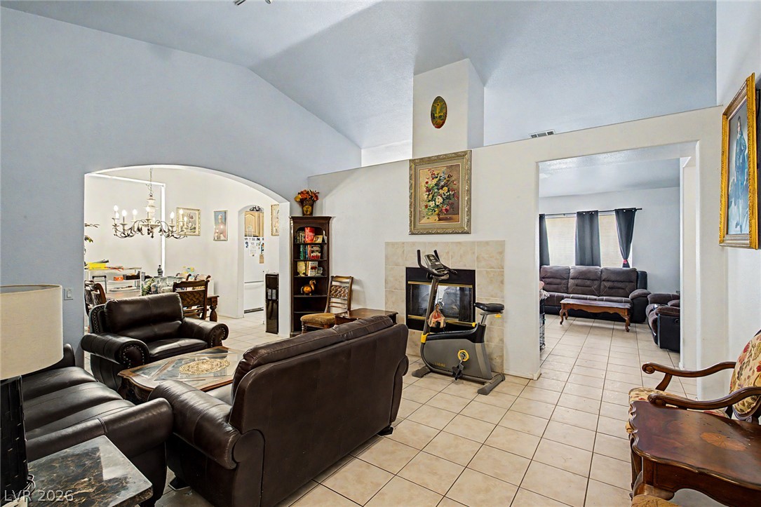 8628 Highland View Avenue Las Vegas NV 89145