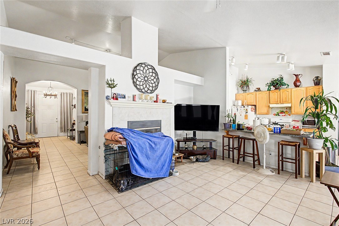 8628 Highland View Avenue Las Vegas NV 89145