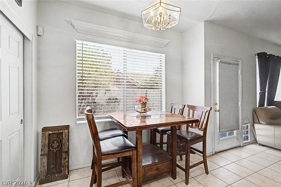 8628 Highland View Avenue Las Vegas NV 89145