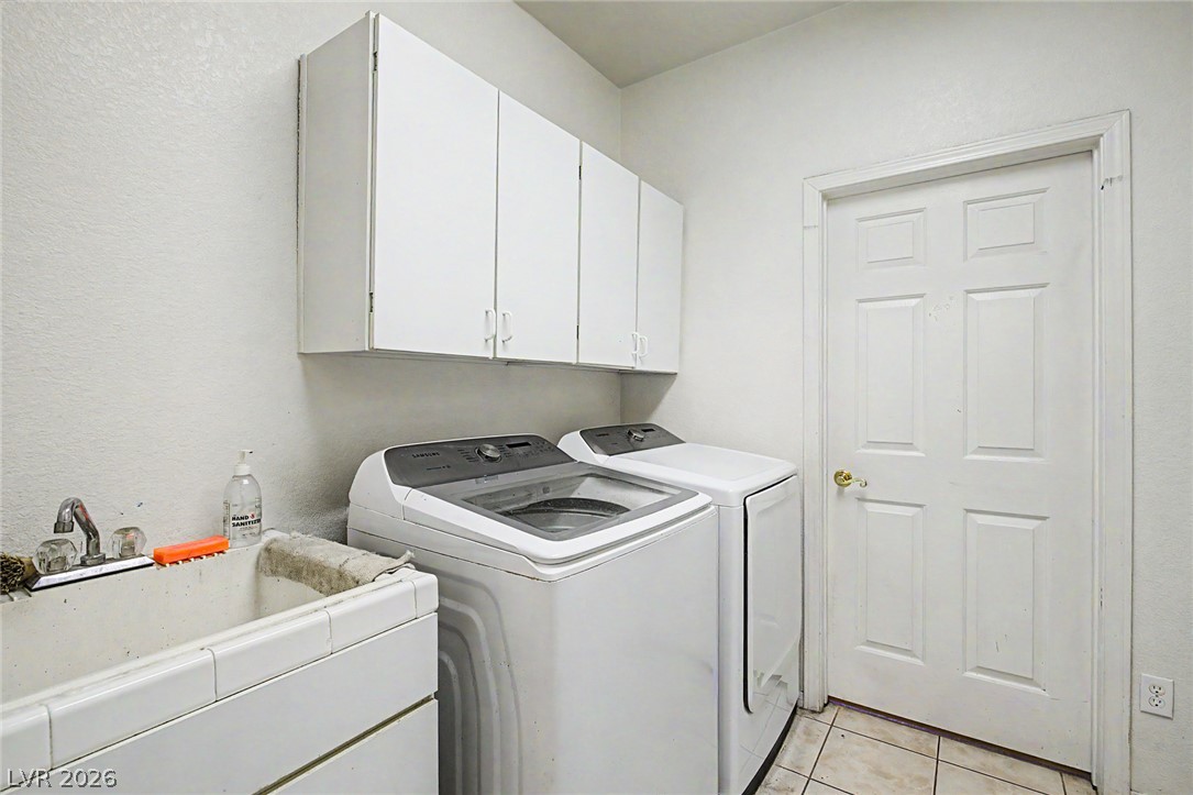 8628 Highland View Avenue Las Vegas NV 89145