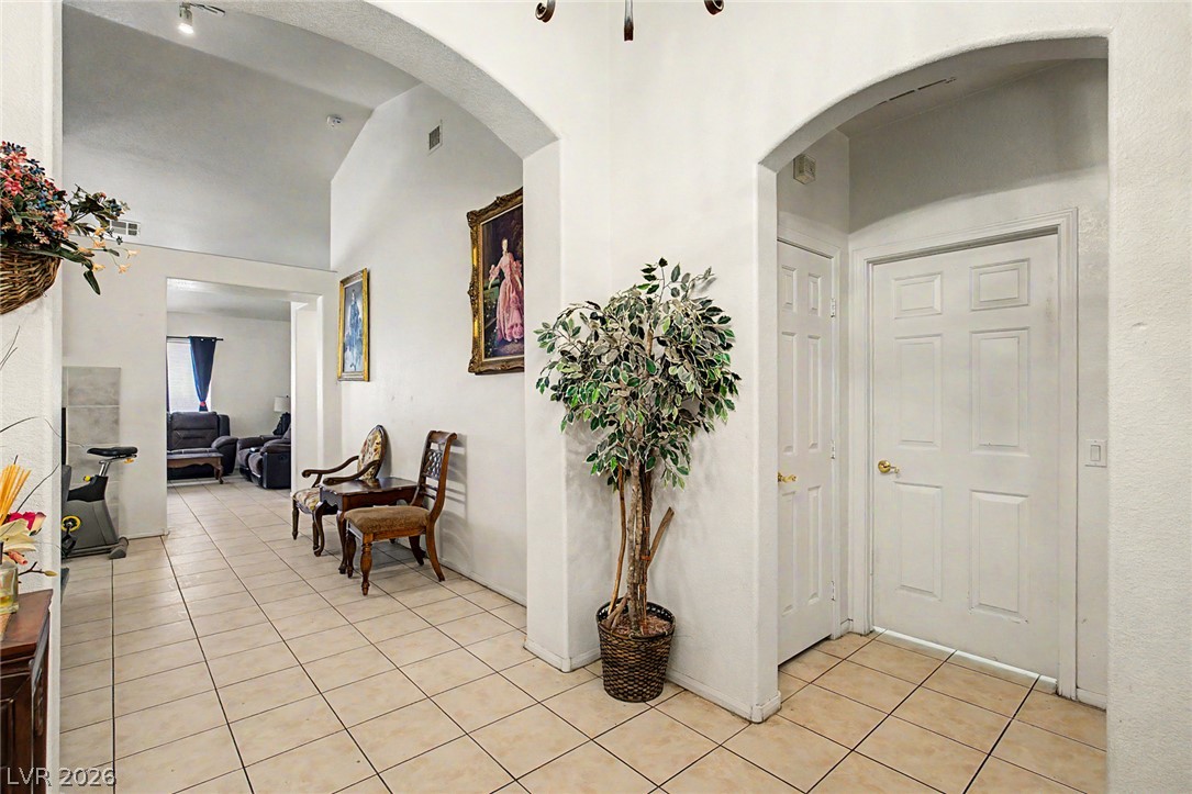 8628 Highland View Avenue Las Vegas NV 89145