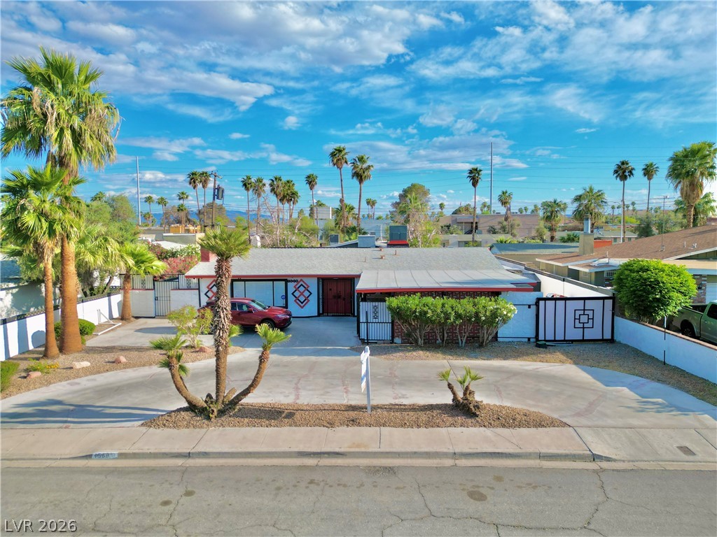 1589 Silver Mesa Way Las Vegas NV 89169
