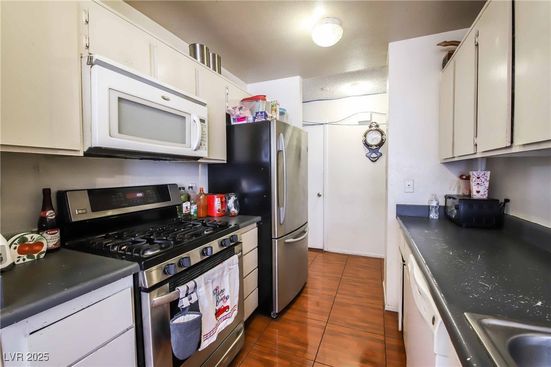 3726 Glow Drive Las Vegas NV 89115
