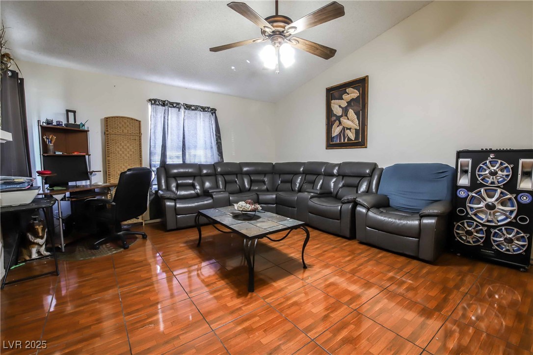 3726 Glow Drive Las Vegas NV 89115