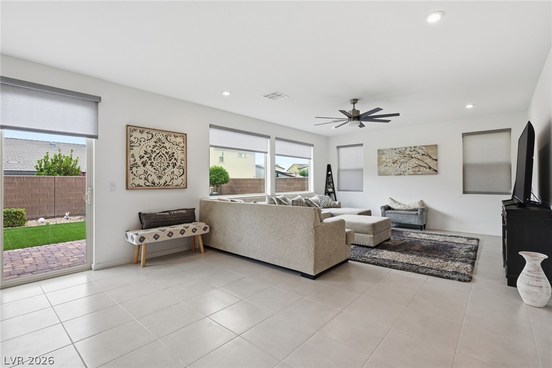 6934 Boulder View Street North Las Vegas NV 89084