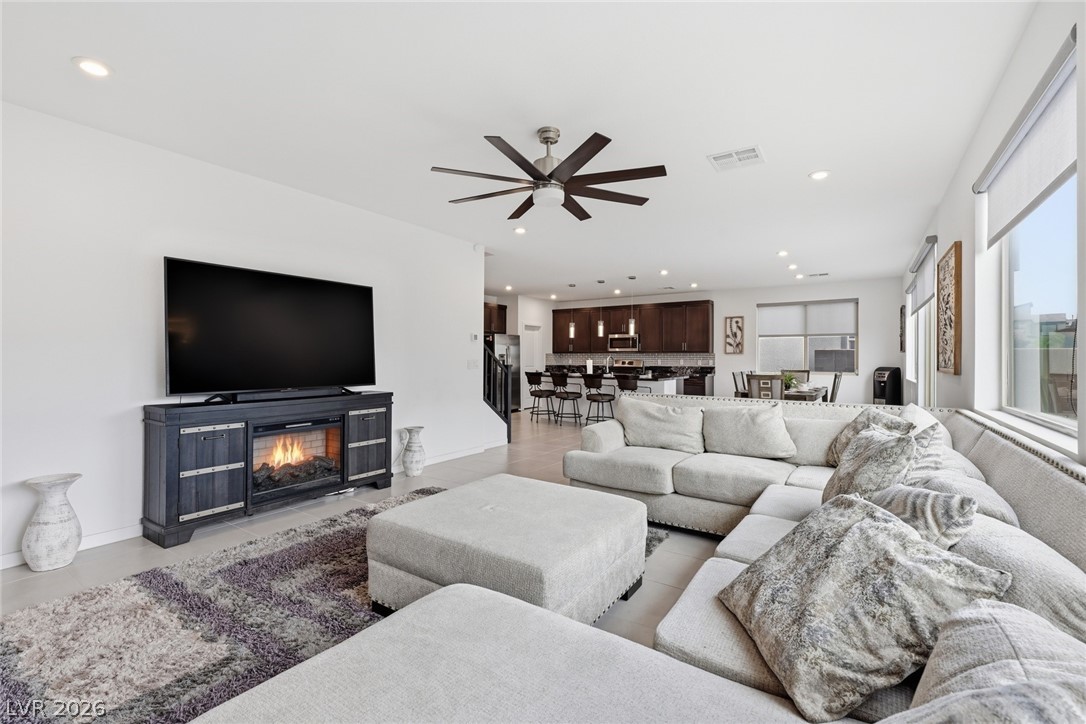 6934 Boulder View Street North Las Vegas NV 89084
