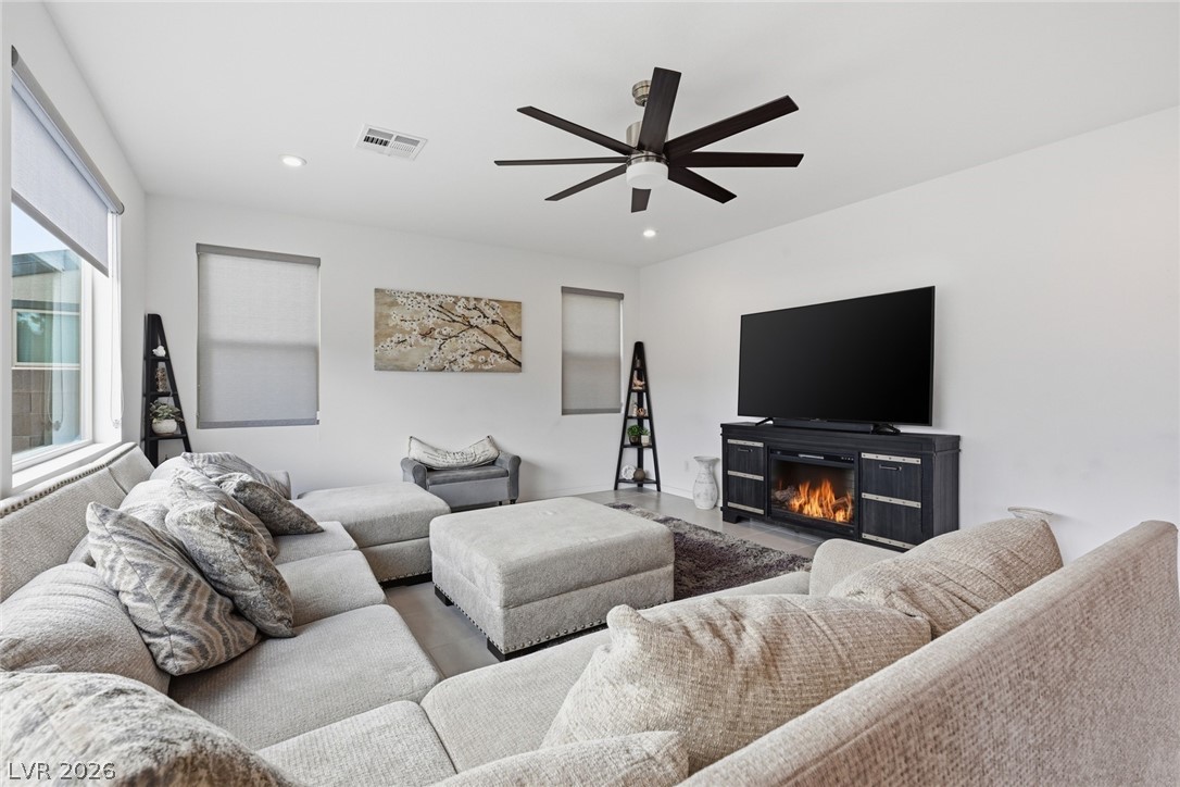 6934 Boulder View Street North Las Vegas NV 89084