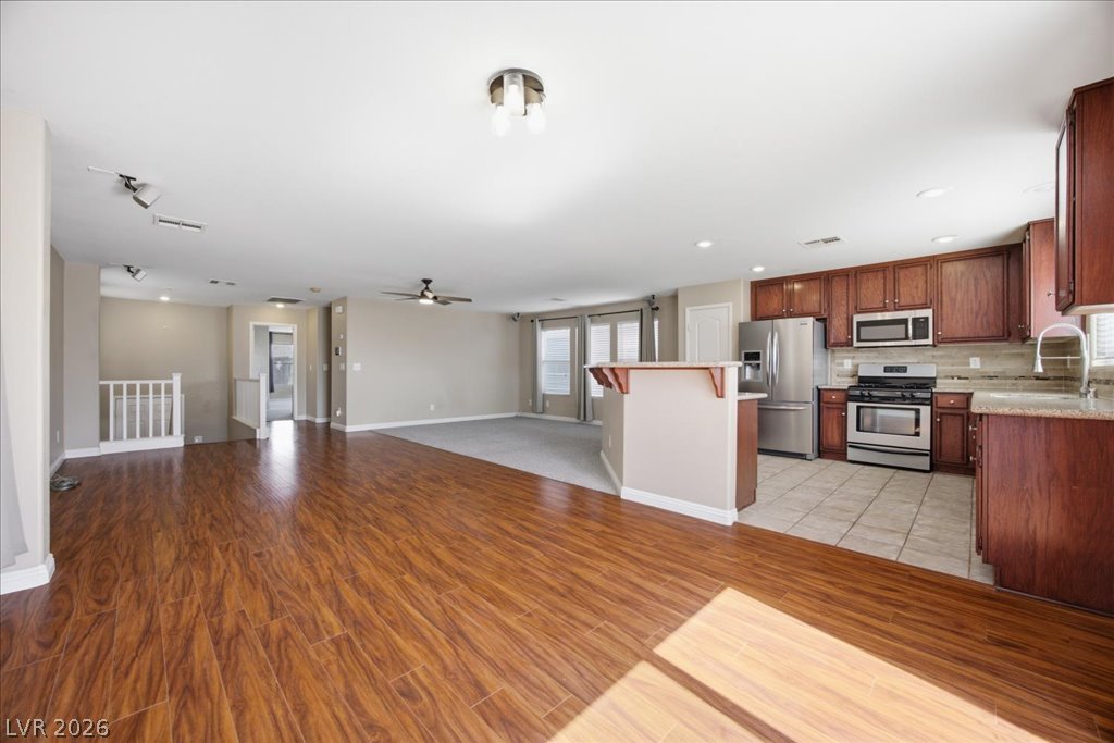 11566 Stivali Street Las Vegas NV 89183