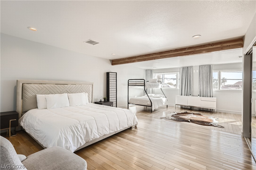 2890 Belcastro Street Las Vegas NV 89117