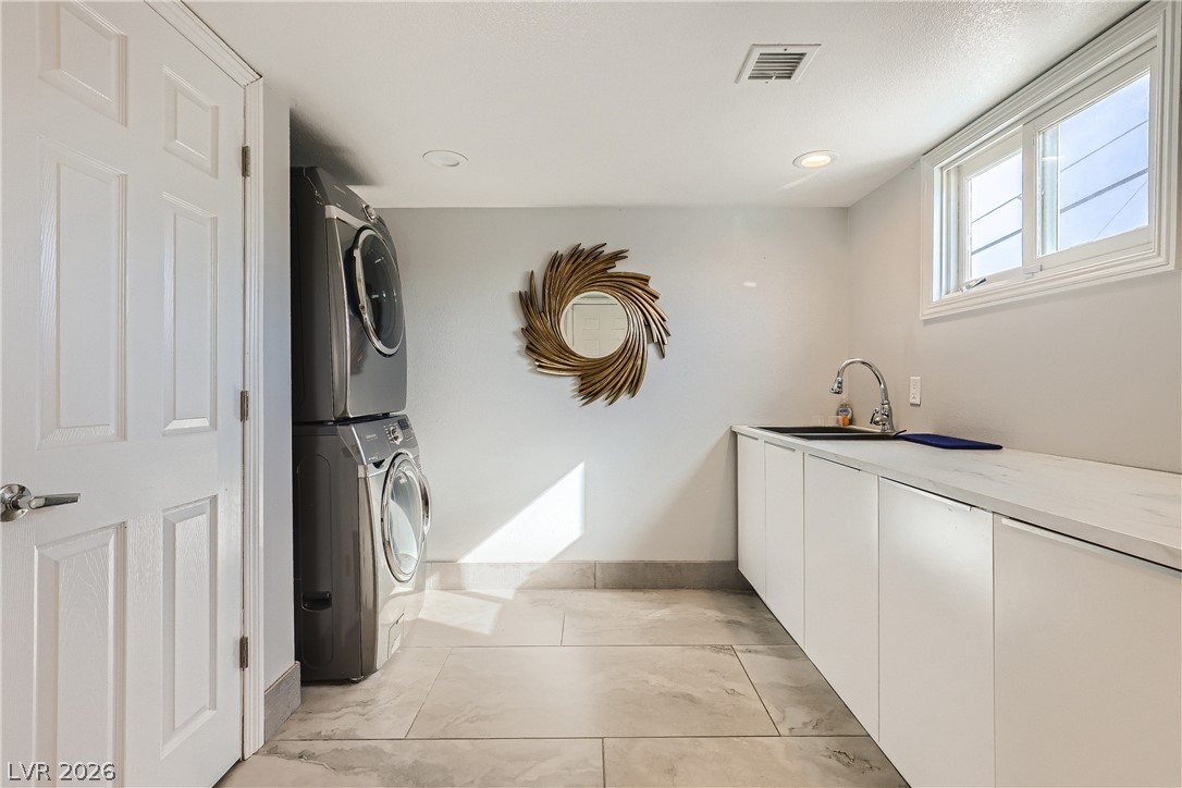 2890 Belcastro Street Las Vegas NV 89117